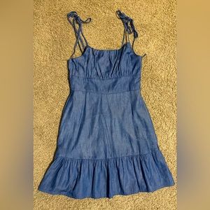 Women’s dress